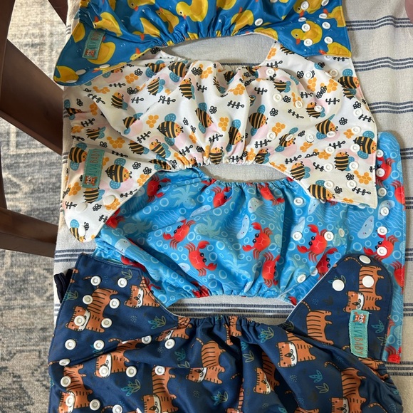 Colorful Kids' Patterned Cloth Diapers - Picture 4 of 4